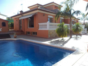 Maravillosa Villa con PISCINA, BARBACOA Y ZONA DE JUEGOS